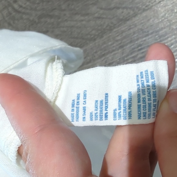 AE Sheer White Top Large - Picture 4 of 4